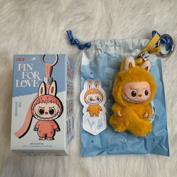 AUTHENTIC Labubu Pin for Love Plush Pendant + Letter Pendant Set – Y - Picture 2 of 5
